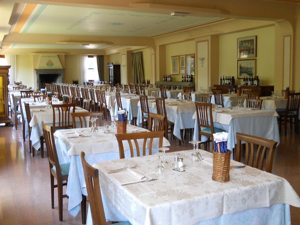 Albergo Ristorante Aquila Sulzano Eksteriør bilde