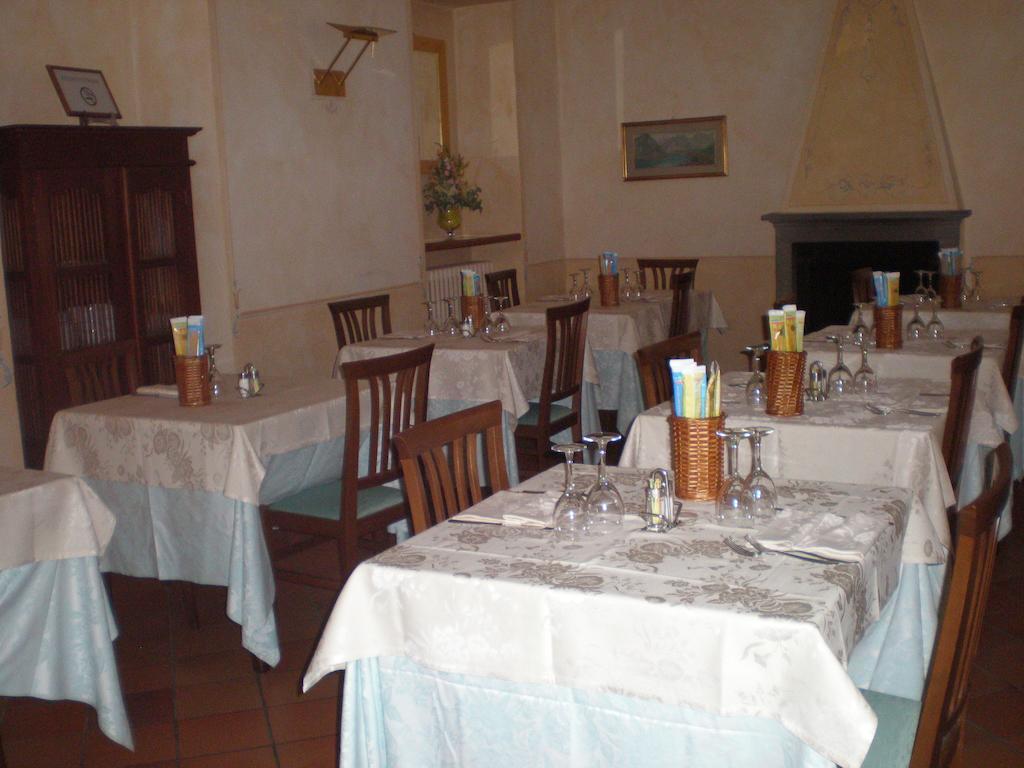 Albergo Ristorante Aquila Sulzano Eksteriør bilde