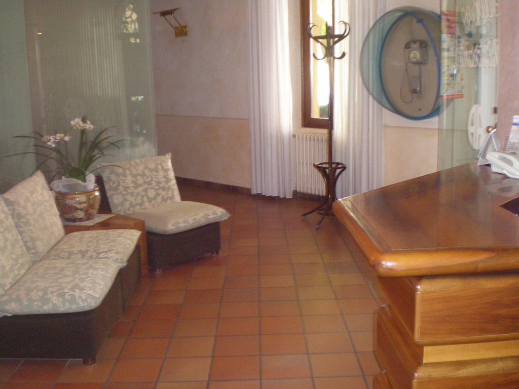 Albergo Ristorante Aquila Sulzano Rom bilde