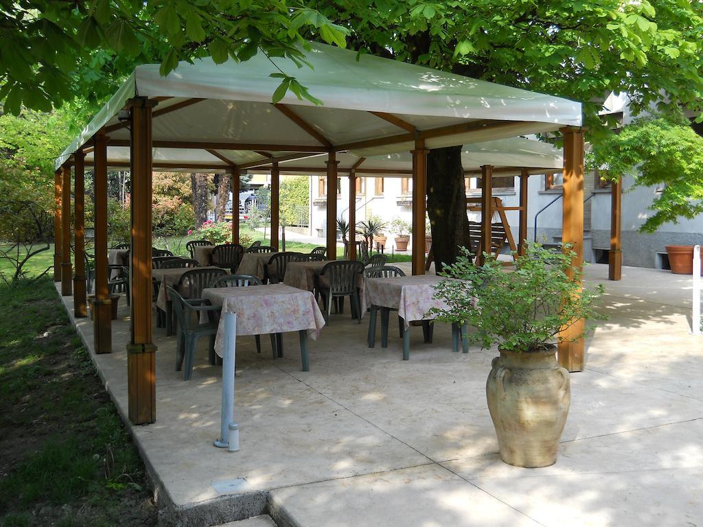 Albergo Ristorante Aquila Sulzano Eksteriør bilde